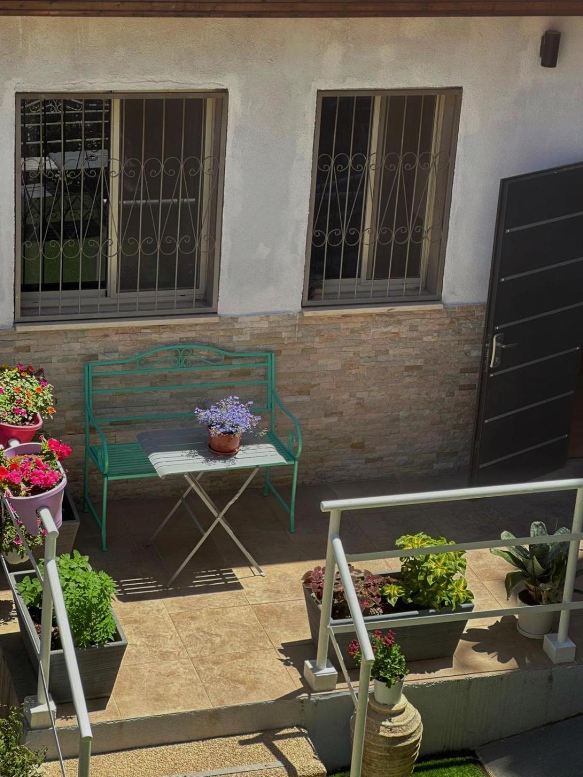 Zimmer Garden Хайфа Екстериор снимка